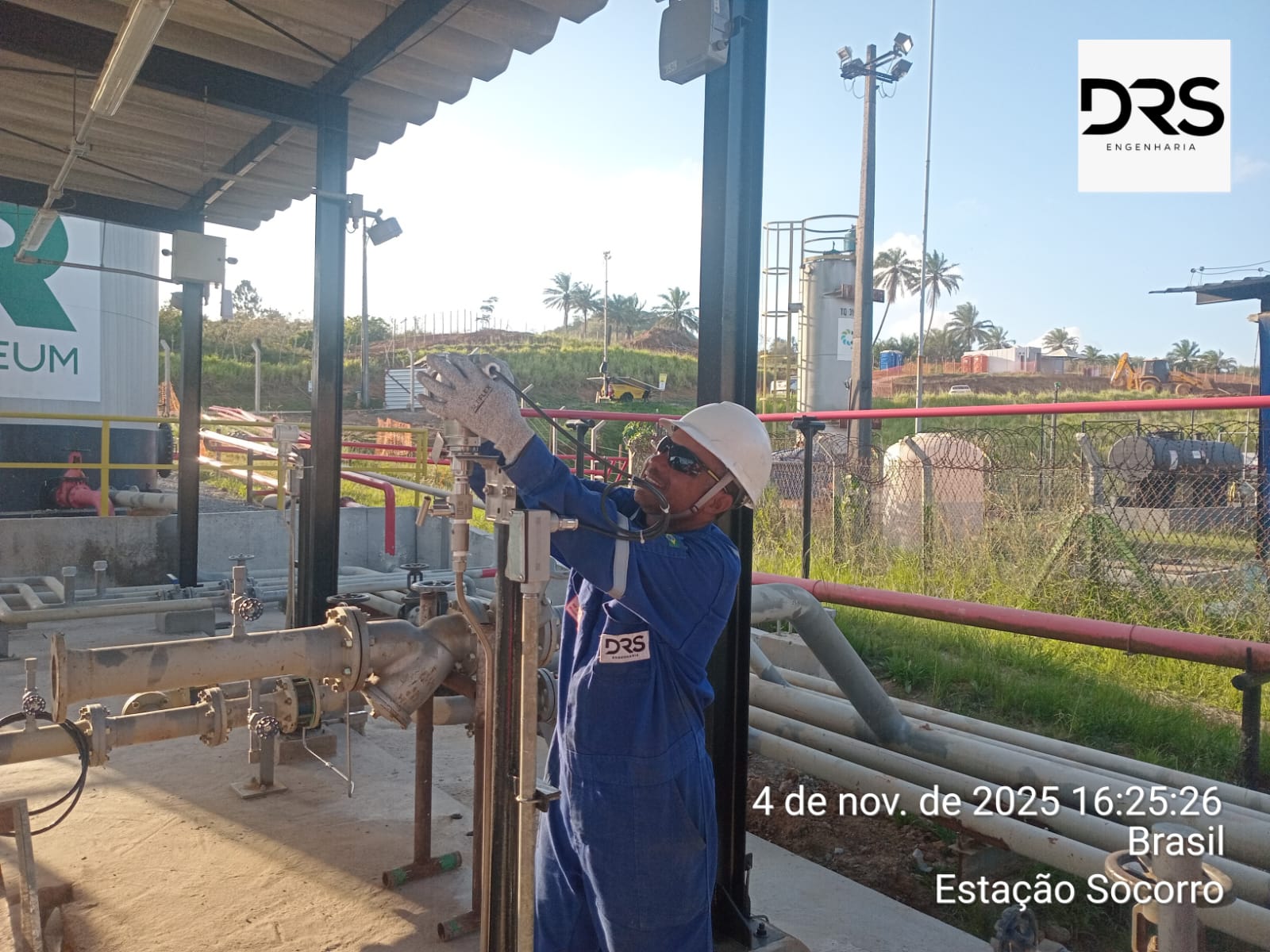 WhatsApp Image 2025-11-19 at 15.21.37 (1)